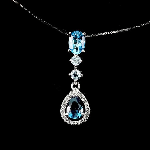 Hand Crafted Jewelry - Stunning London blue topaz necklace